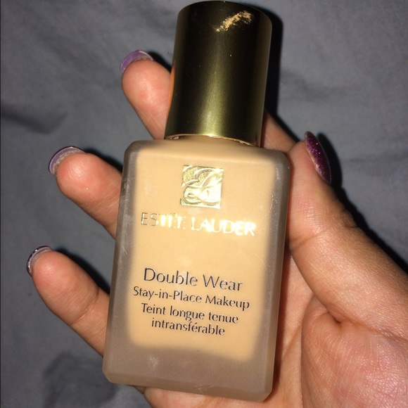 Estée Lauder Double Wear Foundation