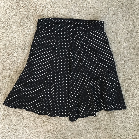 Polka dot Brandy Melville skirt