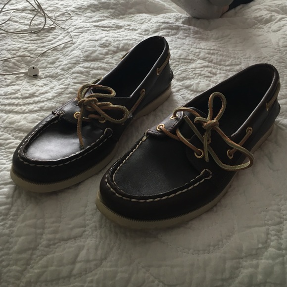 Sperry boat shoes