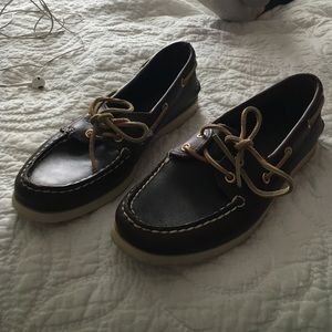 Sperry boat shoes