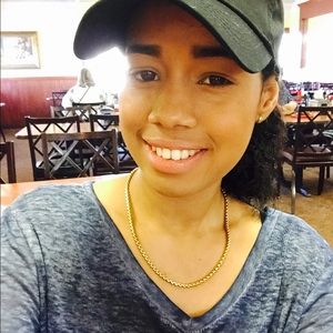 Meet your Posher, Leidy