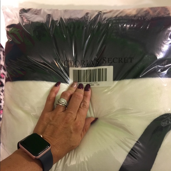 Sold - Picture 2 of 6