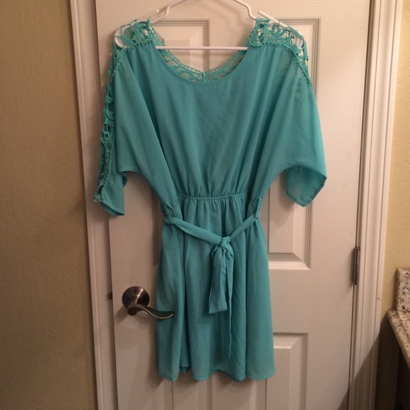 PRICE DROP!!! Turquoise lace knee length dress