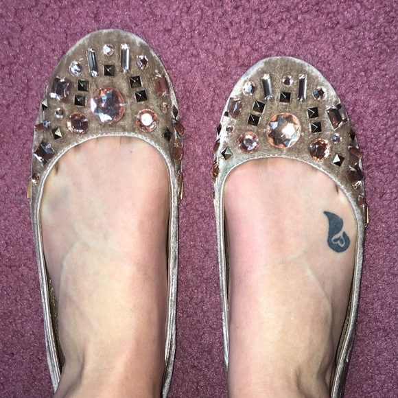 Flats ballet style. Jewels galore!!! Aldo brand.