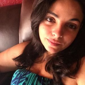 Meet your Posher, Samira