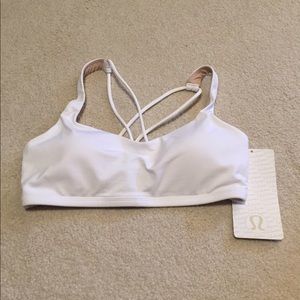 Lululemon Free To Be Bra