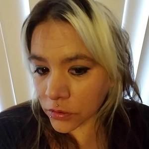 Meet your Posher, Daniela