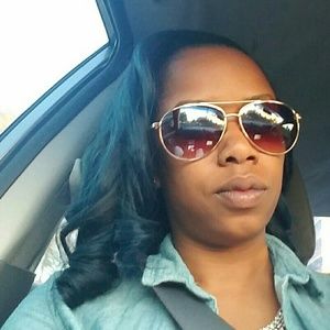 Meet your Posher, Caprice