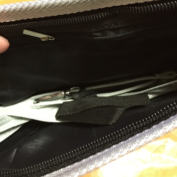 Bloody Cleaver Clutch - Picture 3 of 3