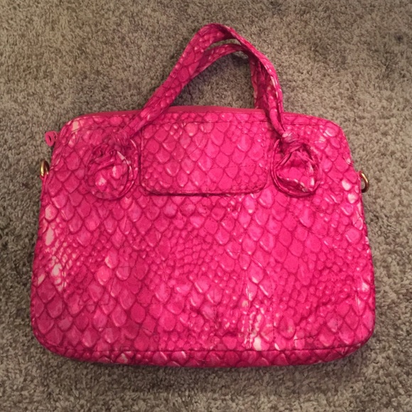 Marc Jacobs 11-13 inch tablet/laptop case - Picture 3 of 3