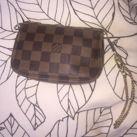 Authentic Louis Vuitton mini Pochette