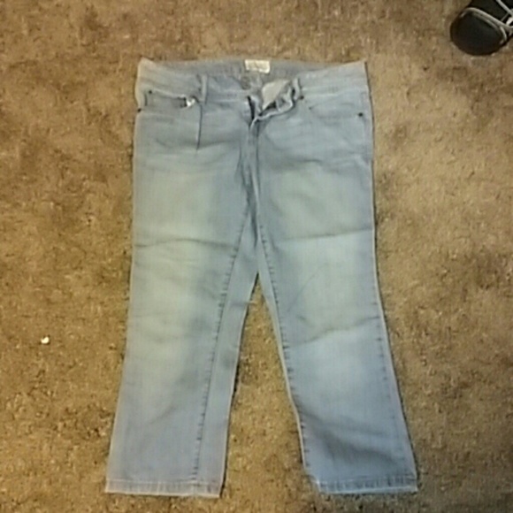 Capri jeans