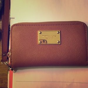 michael kors wallet