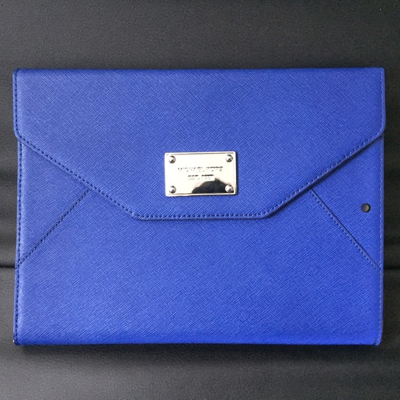 Michael Kors Handbags - Michael Kors Saffiano Leather iPad Air Clutch Case
