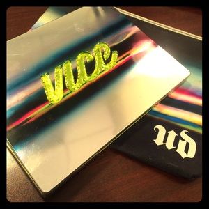 Ltd Edition Urban Decay Vice Palette