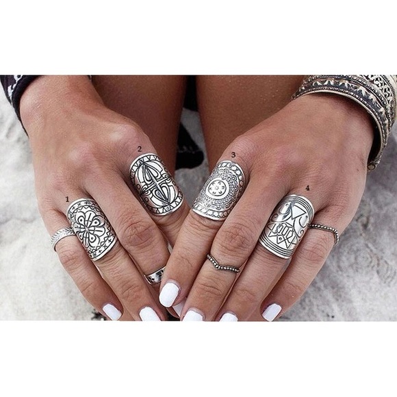 Jewelry - 4 pcs ring set boho