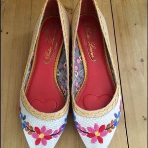 Poetic License Edelweiss as Nice Wedges