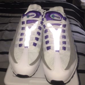 Women's Nike AirMax 95 Size 8.5