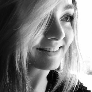 Meet your Posher, Courtney