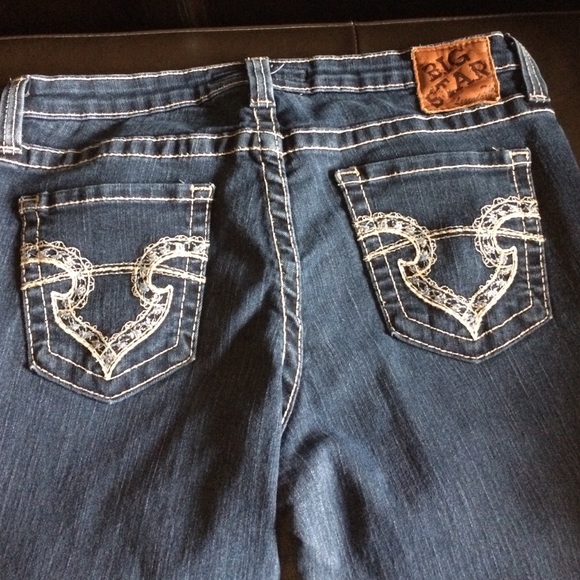 Big Star bootcut mid rise fit jeans sz 32