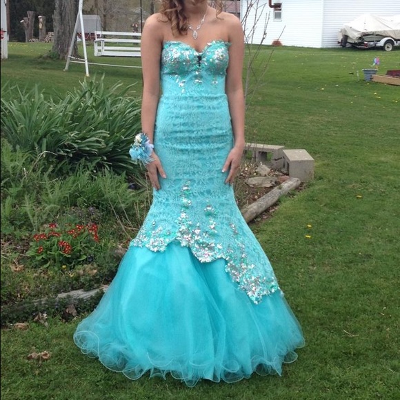 Prom dress
