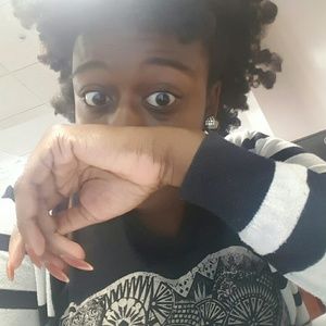 Meet your Posher, Kierra