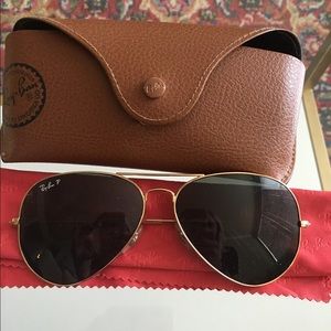 Authentic Ray Ban Large Polarized Aviators.
