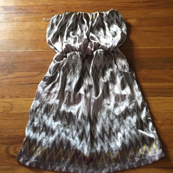 Strapless Dress w/Pockets - Picture 1 of 4