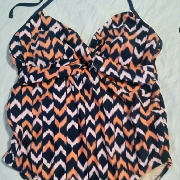Liz Lange Maternity Swimsuit XXL