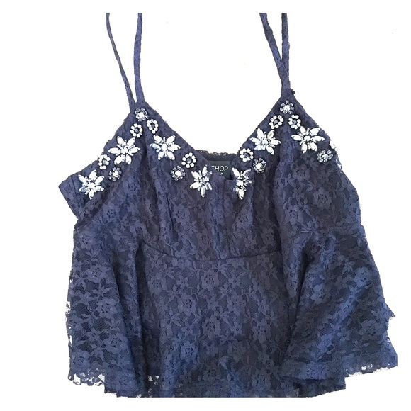 ⬇️ TopShop size US 10 black crop top