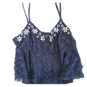 ⬇️ TopShop size US 10 black crop top