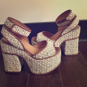 Platform heels