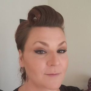 Meet your Posher, Kitti