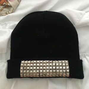 Black Studded Fashion Beanie