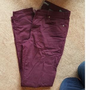 Buffalo maroon skinny jeans. Super soft