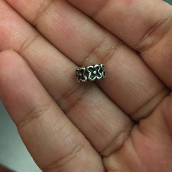 Retired Aloha Pandora spacer