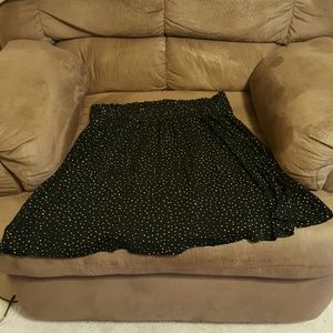 Black &white dots skirt