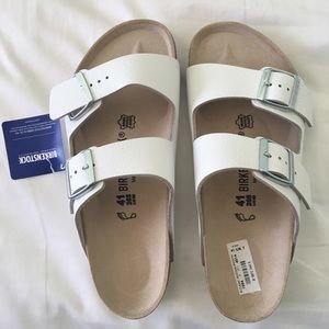 NWT WHITE ARIZONA BIRKENSTOCKS