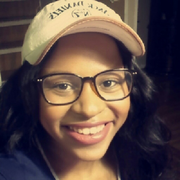 Meet your Posher, Adrianna - Picture 1 of 1