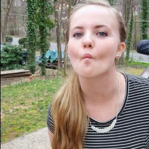 Meet your Posher, Alli
