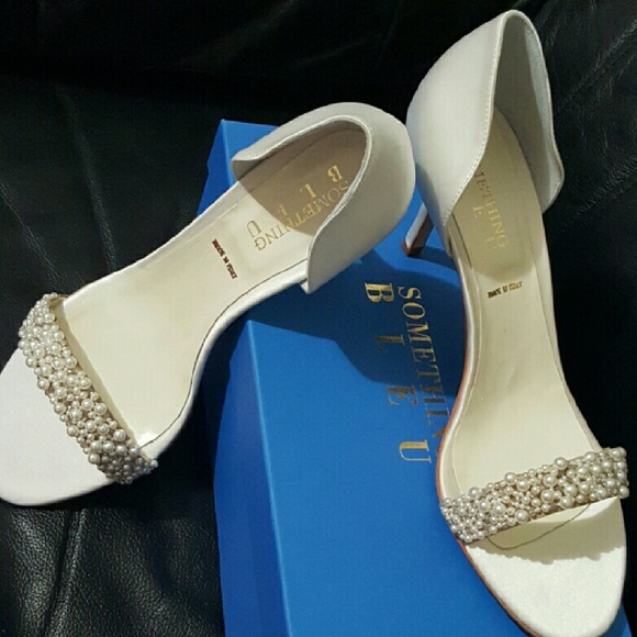 Casual or Dressy Shoes - Picture 3 of 4