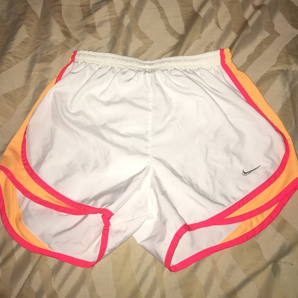 Nike shorts💗💗💗