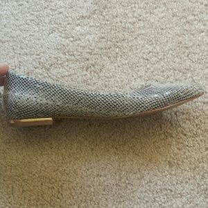 Banana Republic Shoes - Banana Republic snakeskin flats Banana Republic Shoes - Banana Republic snakeskin flats