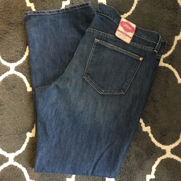 Old Navy Denim - NWT Flirt Bootcut Stretch Mid Rise Jeans