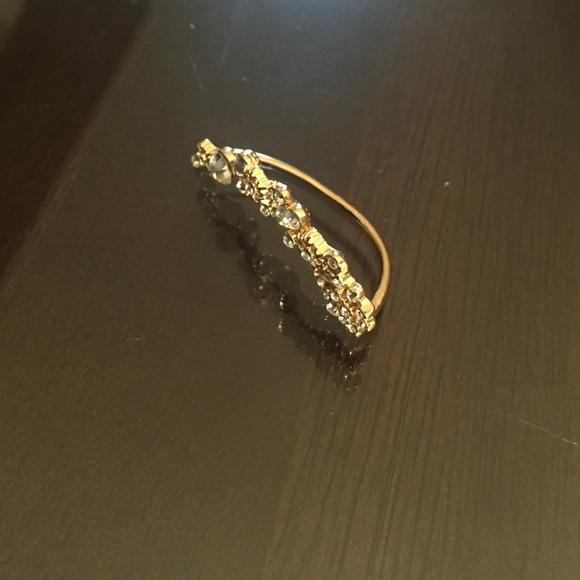 Ear Cuff - Picture 2 of 3