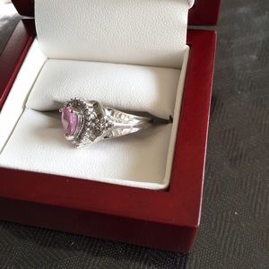 Pink tourmaline stone w/ baguettes