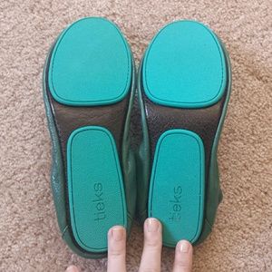 Tieks Shoes - Like new Tieks flats Tieks Shoes - Like new Tieks flats