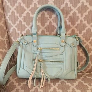 *Steve Madden* Beautiful mint Steve madden bag.
