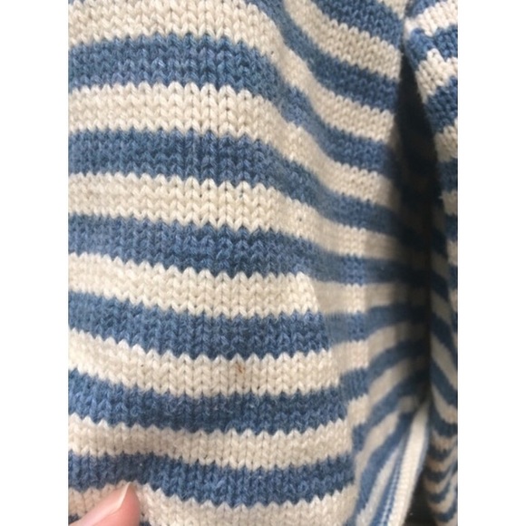 🚫 SOLD 🚫Vintage oversized cropped stripe sweater - Picture 2 of 4