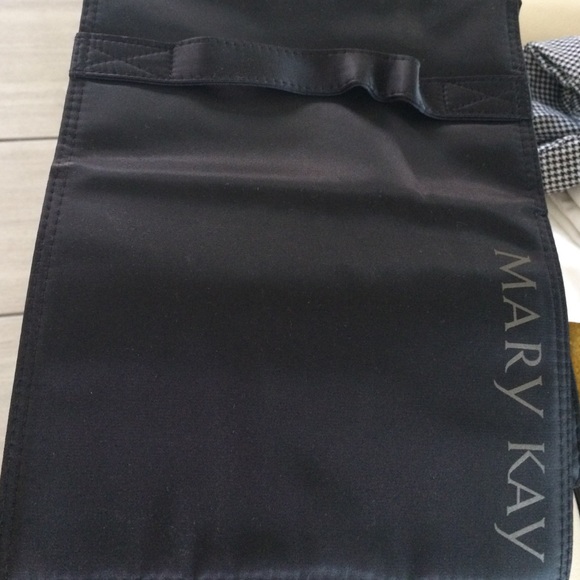 Mary Kay makeup traveling and storing